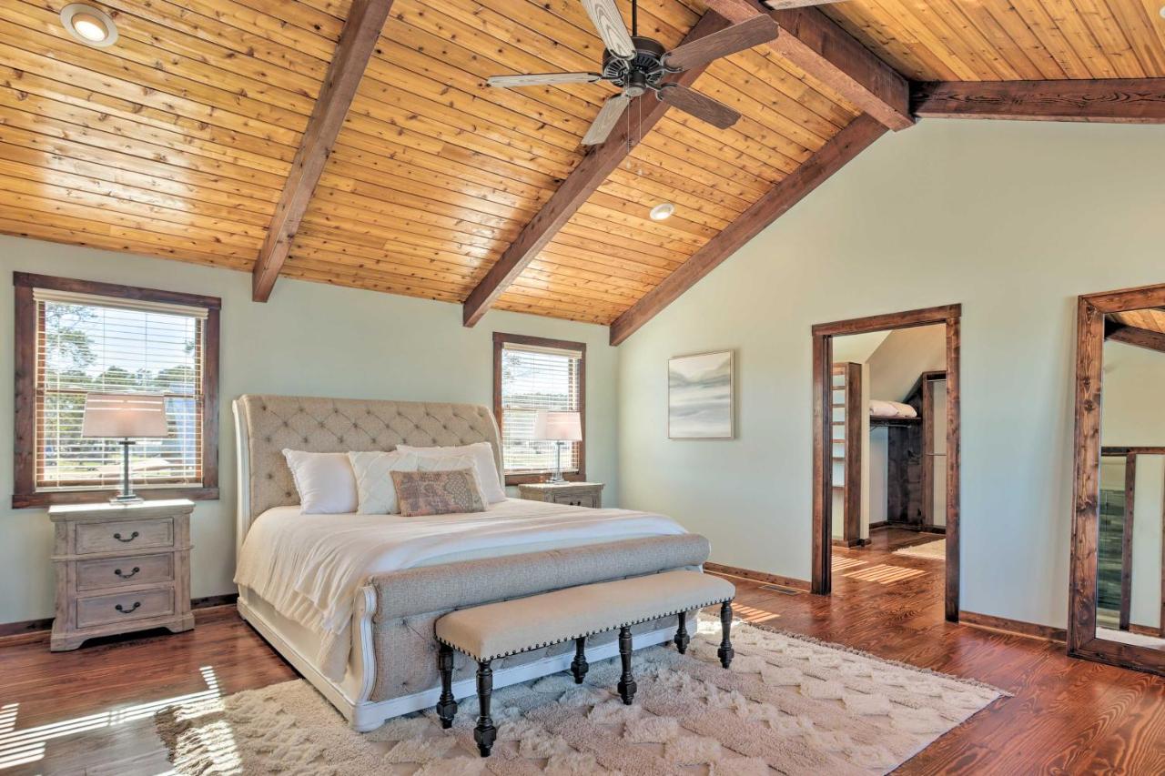 Lay Lake Access And Views Expansive Shelby Home! ภายนอก รูปภาพ